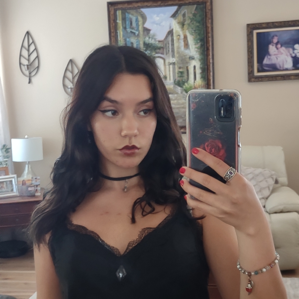 Meet your Posher, Lauren